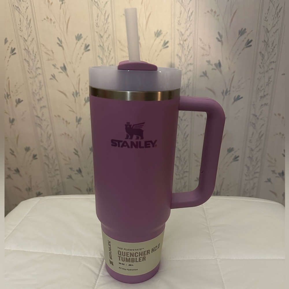 Stanley Lavender Quencher H2.0 Tumbler